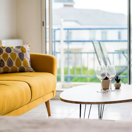 Apartamento Avec Superbe Vue Sur Le Port De Plaisance Des Sables D'olonne - 4 Personnes *