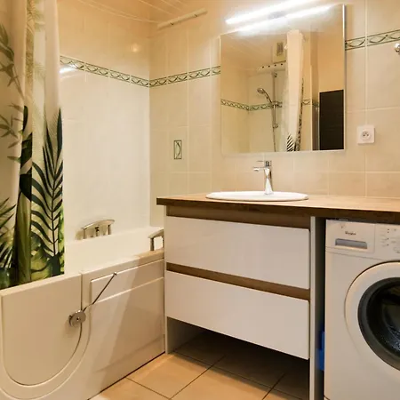 Avec Superbe Vue Sur Le Port De Plaisance Des Sables D'olonne - 4 Personnes * Les Sables-dʼOlonne