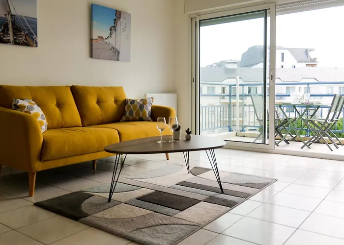 Avec Superbe Vue Sur Le Port De Plaisance Des Sables D'olonne - 4 Personnes Appartement