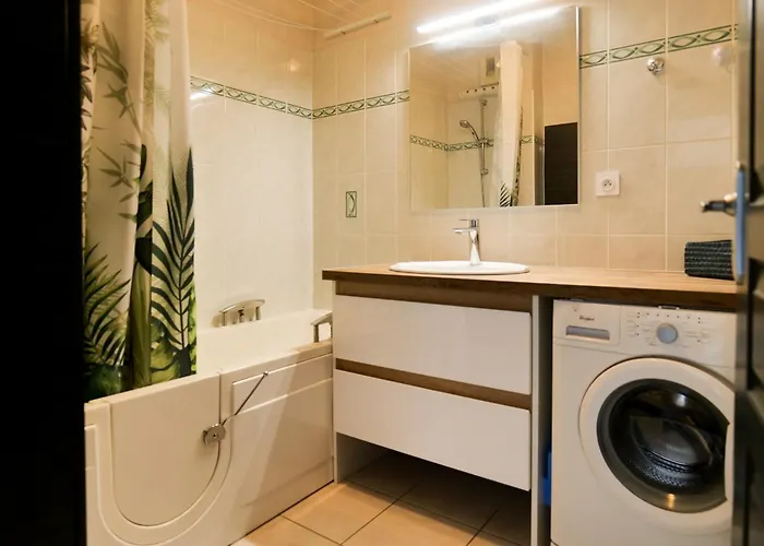 Avec Superbe Vue Sur Le Port De Plaisance Des Sables D'olonne - 4 Personnes * Les Sables-dʼOlonne